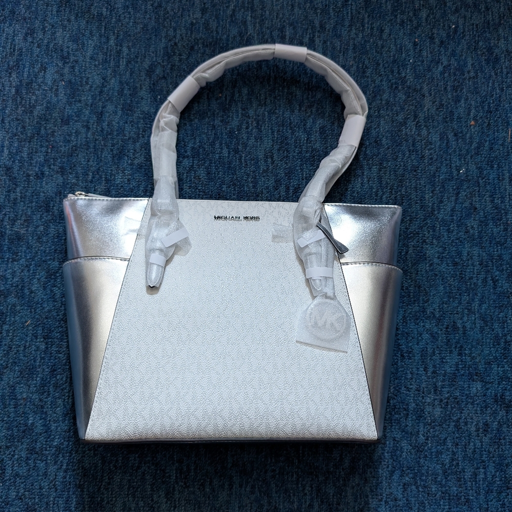 NWT Michael Kors Charlotte Tote White & Silver